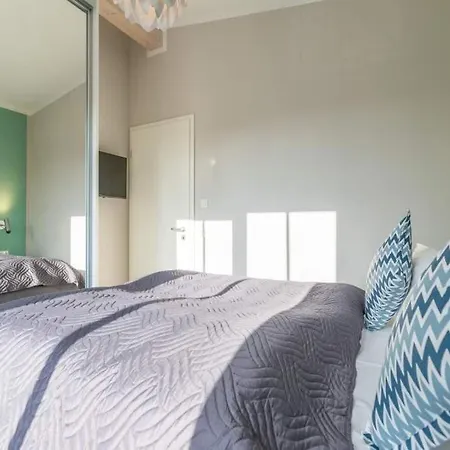 Quartier Am Waldschloss App 05 *